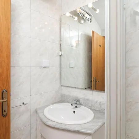 Three-bedroom In * Supetar